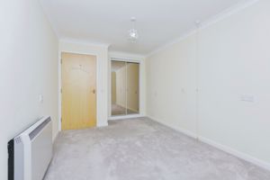 BEDROOM- click for photo gallery